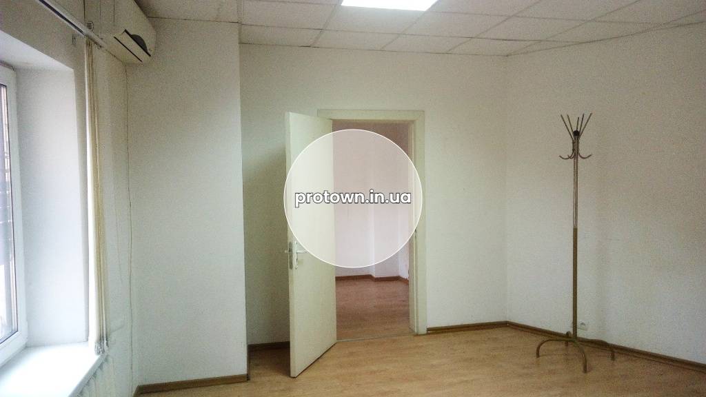 Центр, Майдан. Офисное помещение 26кв.м